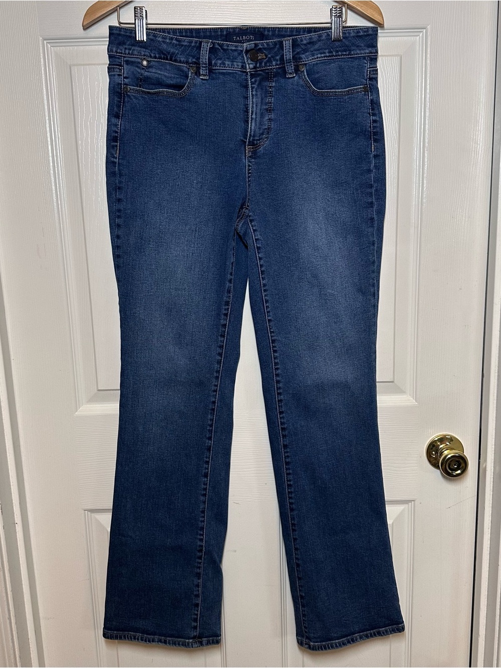 Talbots Curvy Boot Cut Jeans Mid Rise Medium Wash Women's Size 8